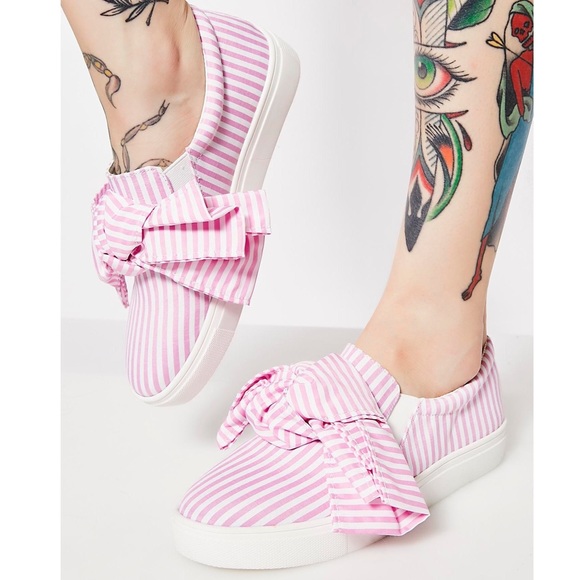 A Mermaid's Epiphany Shoes - 🆕Dolly | Striped Bow Sneaker